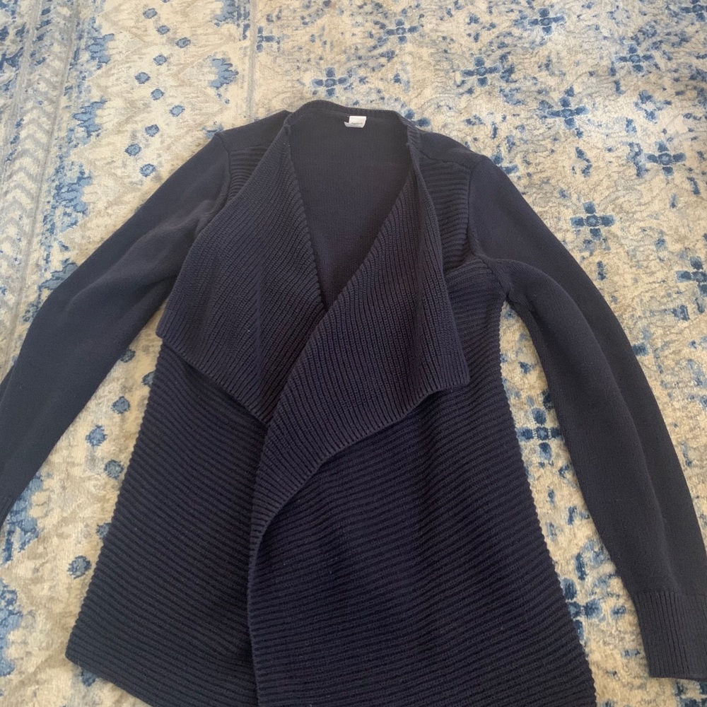 GAP Body long navy blue sweater
